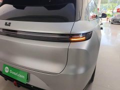 Li Auto L6 Max Smart Refresh Edition - ფოტო 8