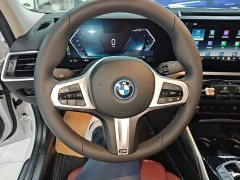 BMW i3 eDrive 35 L - ფოტო 11