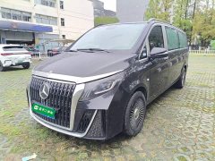 Mercedes-Benz Vito 2023 2.0T Elite 7-Seater - ფოტო 1