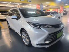 Toyota Sienna 2023 2.5L Hybrid Platinum Edition - ფოტო 4