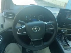 Toyota Gravia 2.5L Hybrid Prestige Plus AWD - ფოტო 11