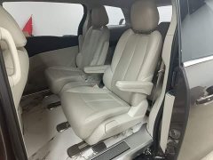Buick GL8 Land Business Class Smart Edition - ფოტო 17