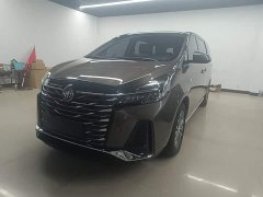 Buick GL8 Land Business Class Smart Edition - ფოტო 2
