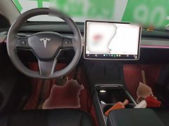 Tesla Model Y Rear-Wheel Drive - ფოტო 10