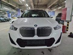 BMW iX1 eDrive25L M Sport Package - ფოტო 3
