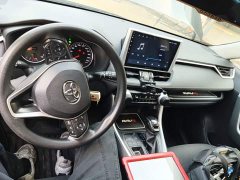 Toyota RAV4 2.0L CVT FWD Urban Edition - ფოტო 10