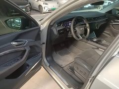 Audi e-tron 2021 50 quattro Premium - ფოტო 16