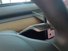 Tesla Model Y Rear-Wheel Drive - ფოტო 14