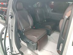 Toyota Gravia 2.5L Hybrid Prestige Plus AWD - ფოტო 17