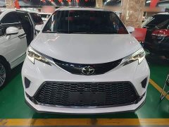 Toyota Gravia 2.5L Hybrid Prestige Plus AWD - ფოტო 3