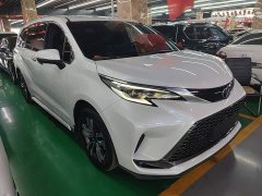 Toyota Gravia 2.5L Hybrid Prestige Plus AWD - ფოტო 4