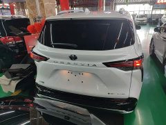 Toyota Gravia 2.5L Hybrid Prestige Plus AWD - ფოტო 6