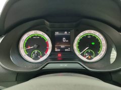 Skoda Octavia 1.5L Automatic Comfort Edition - ფოტო 12