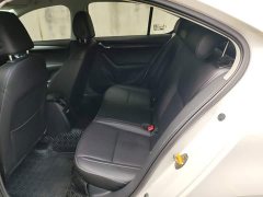 Skoda Octavia 1.5L Automatic Comfort Edition - ფოტო 17