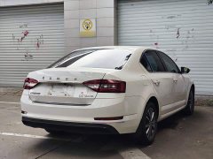 Skoda Octavia 1.5L Automatic Comfort Edition - ფოტო 7