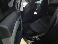 Tesla Model Y Rear-Wheel Drive - ფოტო 17