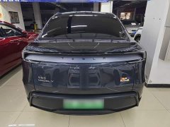 Tesla Model Y Rear-Wheel Drive - ფოტო 6