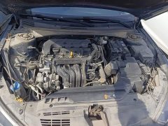 Hyundai Elantra 1.5L CVT Luxury - ფოტო 20