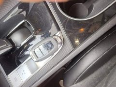Hyundai Elantra 1.5L CVT Luxury - ფოტო 9