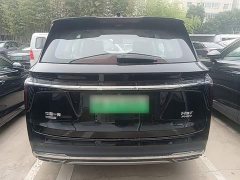 FAW Red Flag HS7 PHEV 2.0T PHEV AWD Flagship Comfort 6-Seater - ფოტო 6