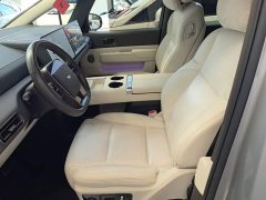 Li Auto Li Xiang MEGA Ultra - ფოტო 15