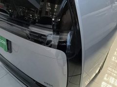 Li Auto Li Xiang MEGA Ultra - ფოტო 8