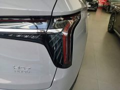 FAW Red Flag HS7 PHEV 2.0T PHEV AWD Flagship Edition 6-Seater - ფოტო 8
