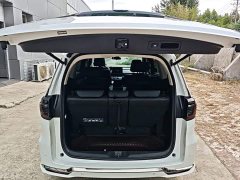 Honda Elysion 2.0L e:HEV Luxury Prestige Edition - ფოტო 19
