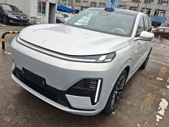 Deepal Deep Blue S09 2025 Four-Wheel Drive Ultra Premium Edition - ფოტო 1
