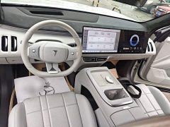 Deepal Deep Blue S09 2025 Four-Wheel Drive Ultra Premium Edition - ფოტო 10