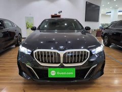 BMW 5 Series 530Li Luxury M Sport Package - ფოტო 3