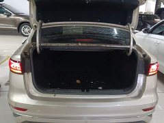 Geely Emgrand 4th Generation 1.5L CVT Luxury - ფოტო 19