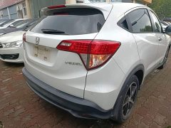 Honda Vezel 2020 1.5L CVT Pioneer Edition - ფოტო 7