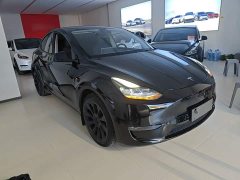 Tesla Model Y Standard Range RWD - ფოტო 4