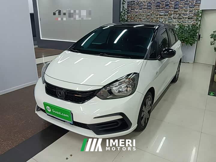 Honda Fit 1.5L CVT Trendy Sunroof Edition - ავტომობილი ჩინეთიდან