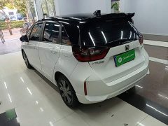 Honda Fit 1.5L CVT Trendy Sunroof Edition - ფოტო 5