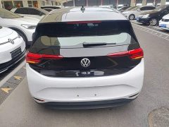 Volkswagen ID.3 Outstanding Edition - ფოტო 6