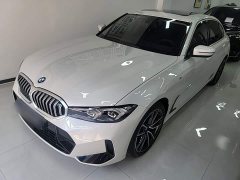 BMW 3 Series 320Li M Sport Package - ფოტო 1