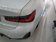 BMW 3 Series 320Li M Sport Package - ფოტო 8