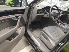 Volkswagen Touareg 3.0TSI Ruixiang Classic Sport Package - ფოტო 16