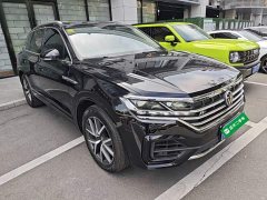 Volkswagen Touareg 3.0TSI Ruixiang Classic Sport Package - ფოტო 4