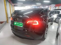 Tesla Model Y Rear-Wheel Drive - ფოტო 7