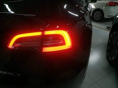 Tesla Model Y Rear-Wheel Drive - ფოტო 8