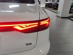 Geely Emgrand 2026 4 Million Commemorative Edition 1.5L CVT Excellence - ფოტო 8