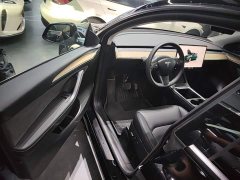 Tesla Model Y 2022 Facelift Rear-Wheel Drive - ფოტო 16