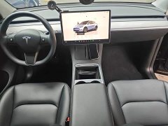 Tesla Model Y Long Range All-Wheel Drive - ფოტო 13
