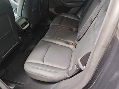 Tesla Model Y Long Range All-Wheel Drive - ფოტო 17