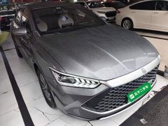 BYD Qin PLUS Glory Edition DM-i 55KM Leading - ფოტო 4