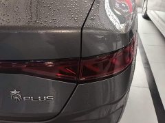 BYD Qin PLUS Glory Edition DM-i 55KM Leading - ფოტო 8