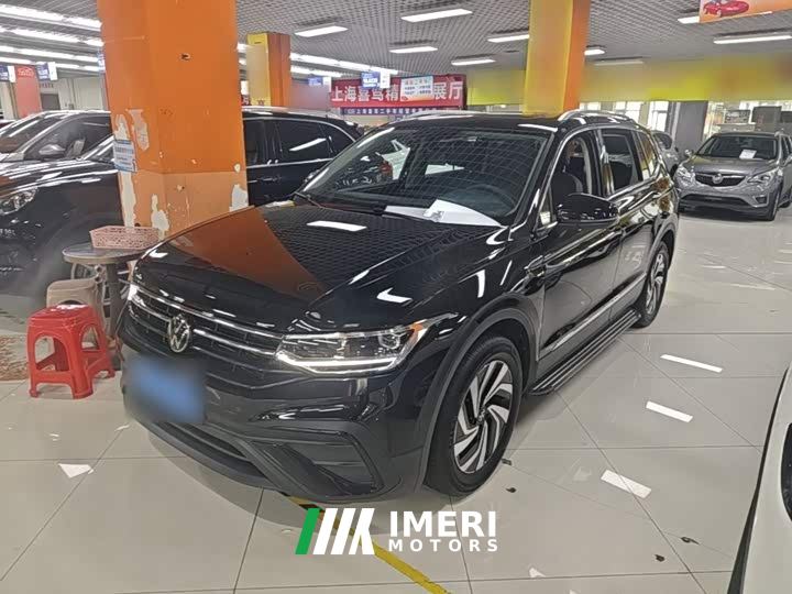Volkswagen Tiguan L Outstanding Edition 300TSI Automatic Two-Wheel Drive Dragon Ascendant Version